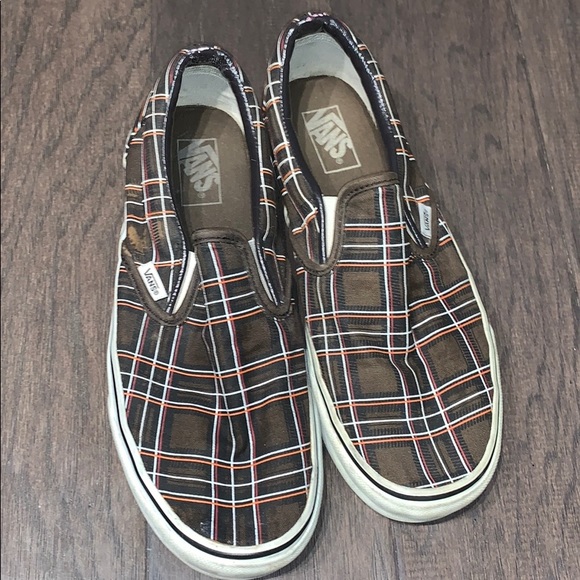 Vans - Picture 2 of 4